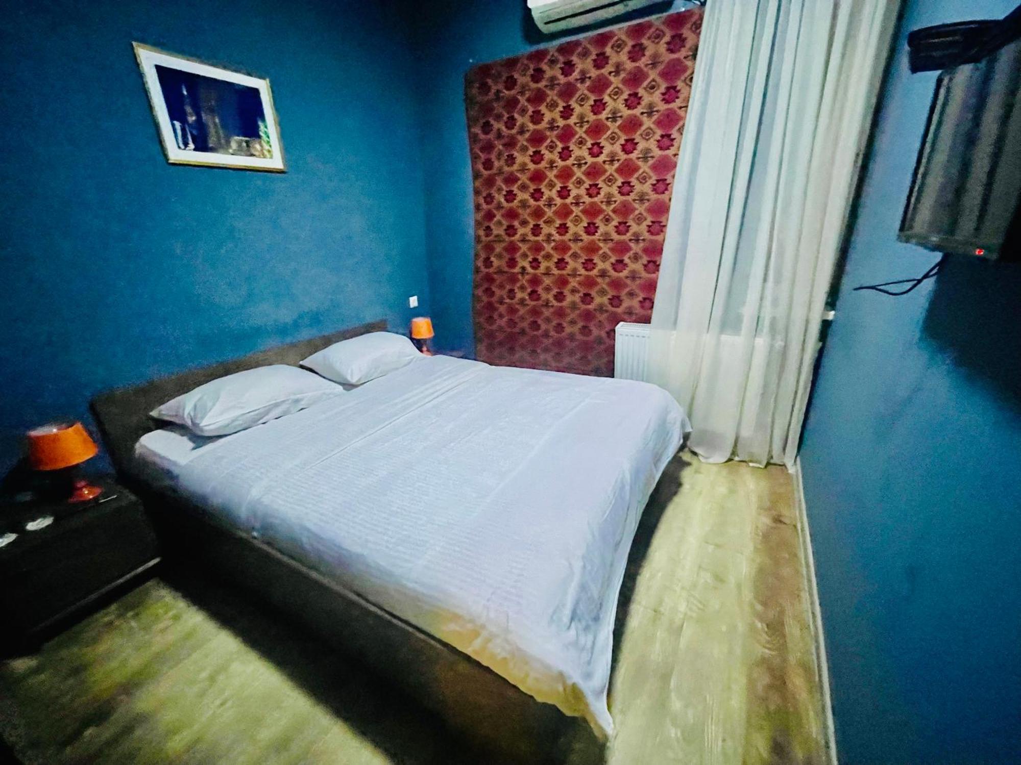 Hotel Klarastan Bon Voyage Тбилиси Экстерьер фото