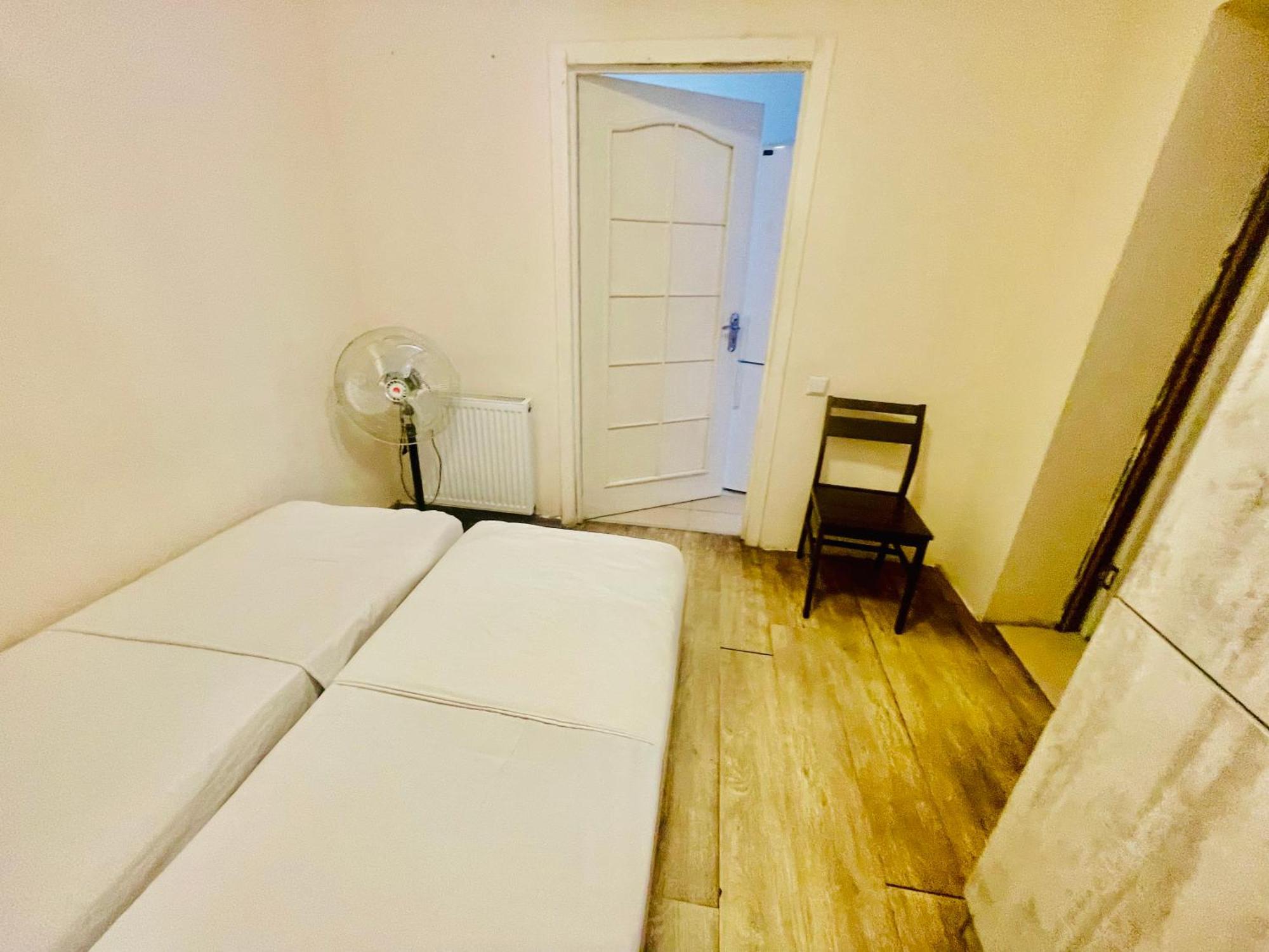 Hotel Klarastan Bon Voyage Тбилиси Экстерьер фото